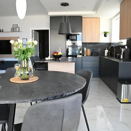 Cosy Corner Luxury In Apartment *